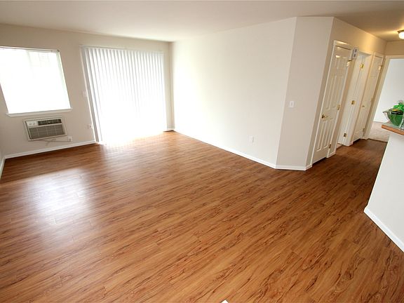 3rd image of 2720 E Portico Ct