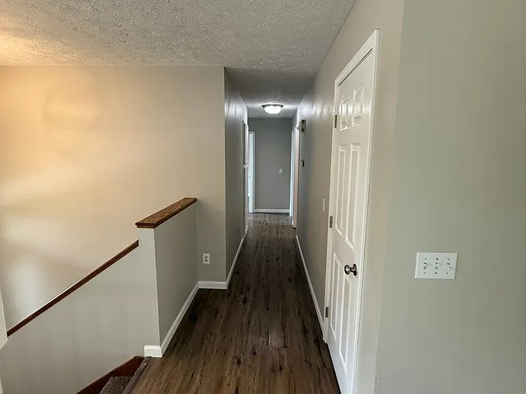 414 W Black Oak Rd — Photo 8