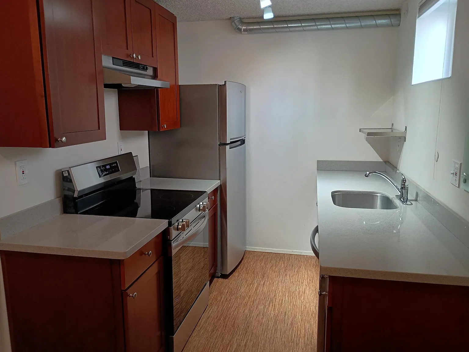 1 bed, 750 sqft, $1,945 — Photo 3