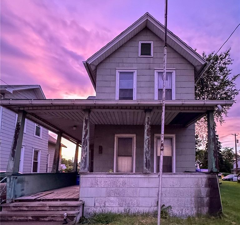 1st image of 111 E Miller St