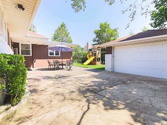 2nd image of 82-57 265th St