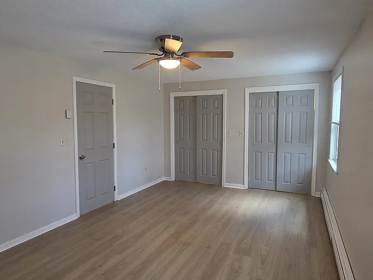 15 Bonnie Ln #R — Photo 18