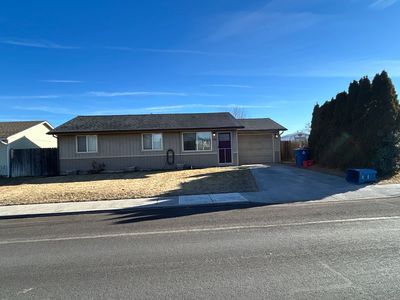 1748 SW 35th St, Redmond, OR, 97756