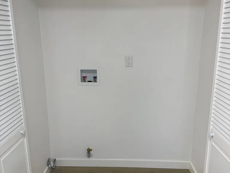 10541 Sycamore Ave — Photo 7