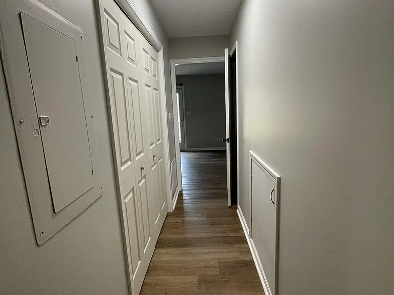 133 E Vail Dr — Photo 3