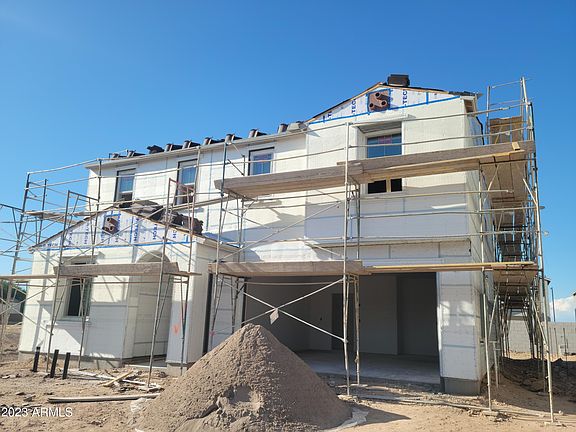 2nd image of 1872 E LARIAT Avenue
