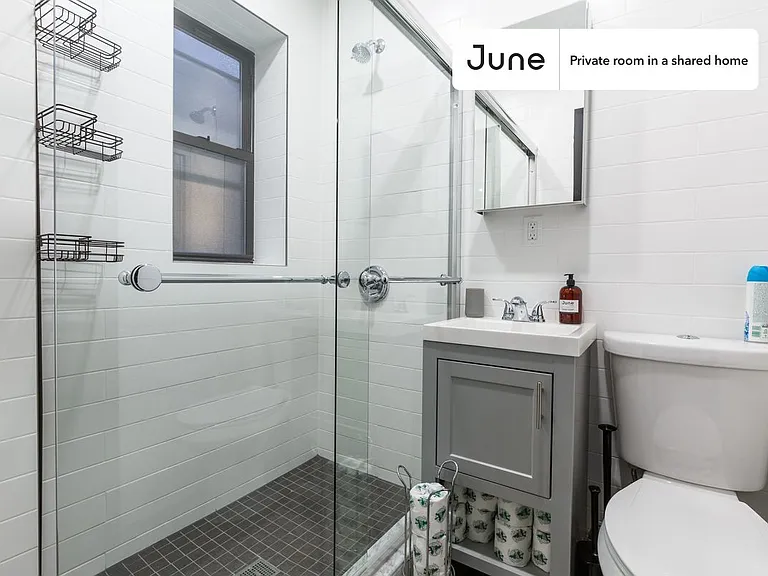 944 Columbus Ave #A — Photo 10