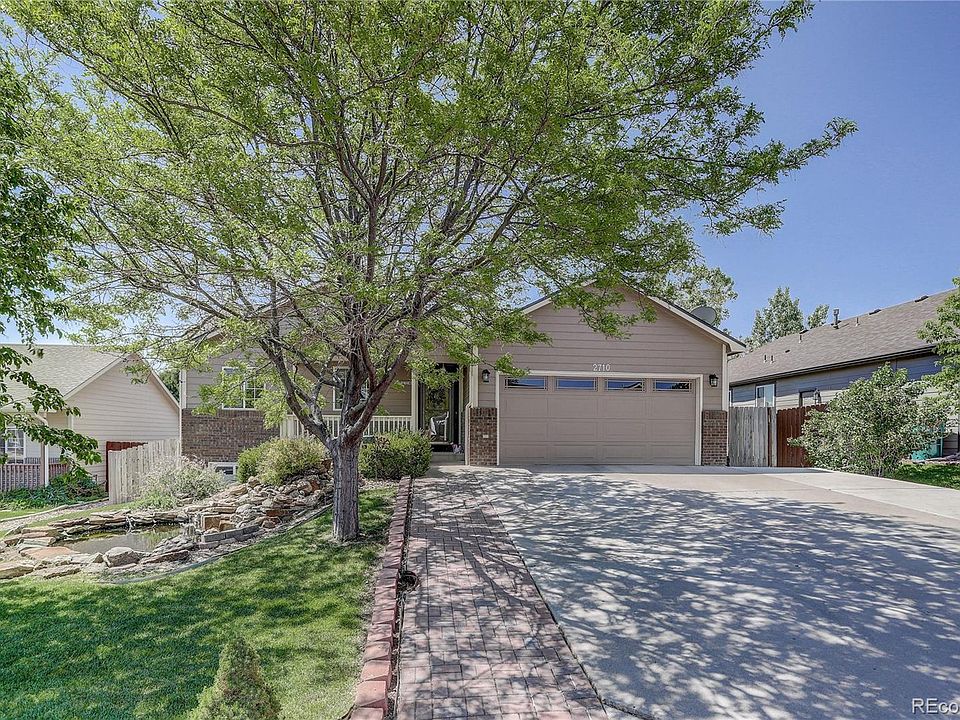 1st image of 2710 Hawk Dr