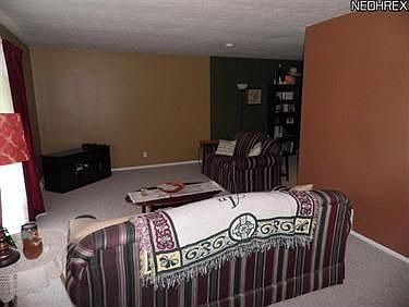 2nd image of 236 N Oakmont Dr