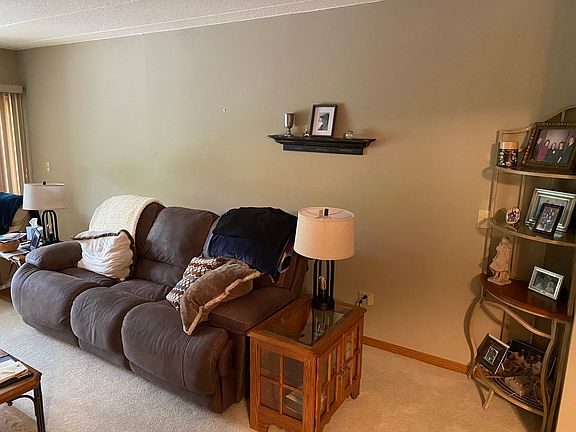 4th image of 7831 W 157th St Unit 207