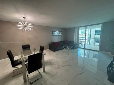 1200 Brickell Bay Dr APT 2214, Miami, FL, 33131