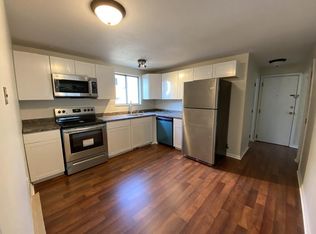 6 Royal Dane Dr APT 29, Marshfield, MA 02050