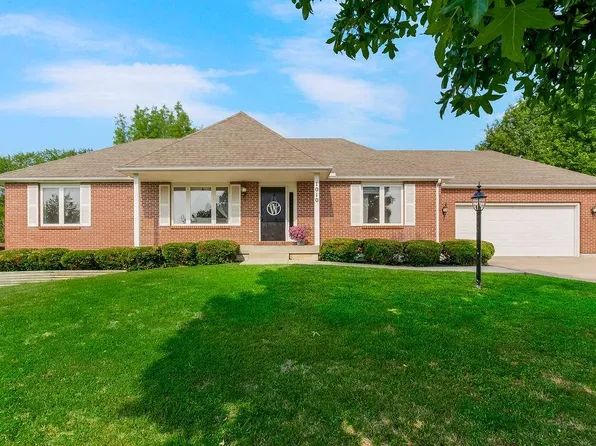 1010 Hilltop Dr, Paola, KS 66071