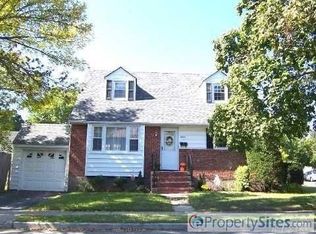 2668 Miller Ave, Oceanside, NY 11572