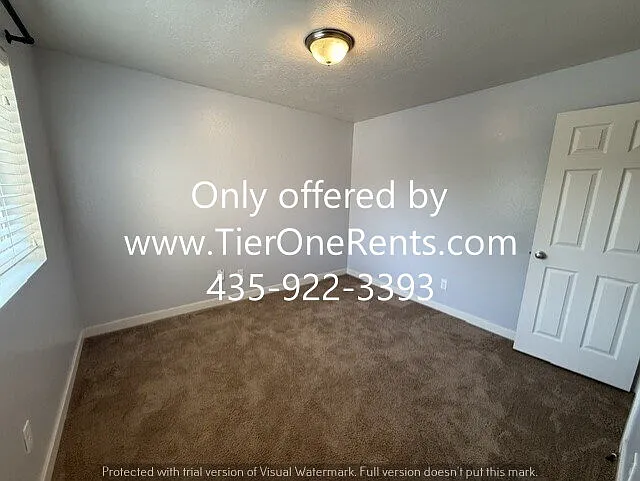 1075 W Stonehaven Dr — Photo 11