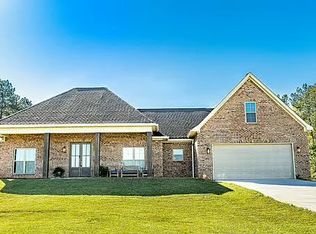 7 Jo Rd, Ellisville, MS 39437