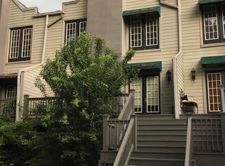 1326 Roxbury Ct, Jackson, MS 39211