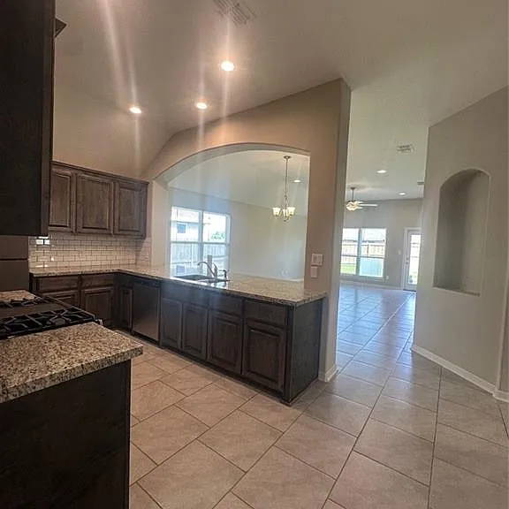 14333 Chalk Ridge Dr — Photo 4