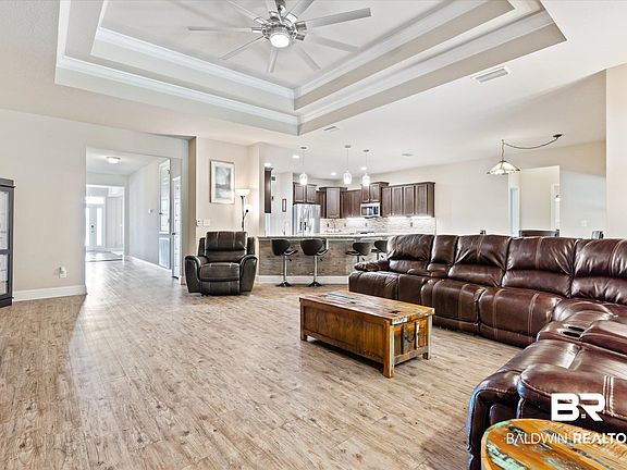 5th image of 8656 Selby Phillips Dr N