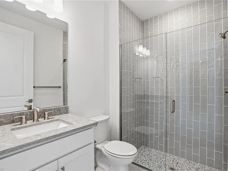 2148 Sequoia Ct — Photo 24