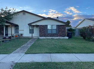 2109 Goodrich Dr, Moore, OK 73170