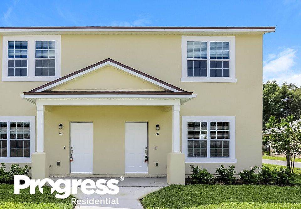 1st image of 88 Eleven Oaks Cir