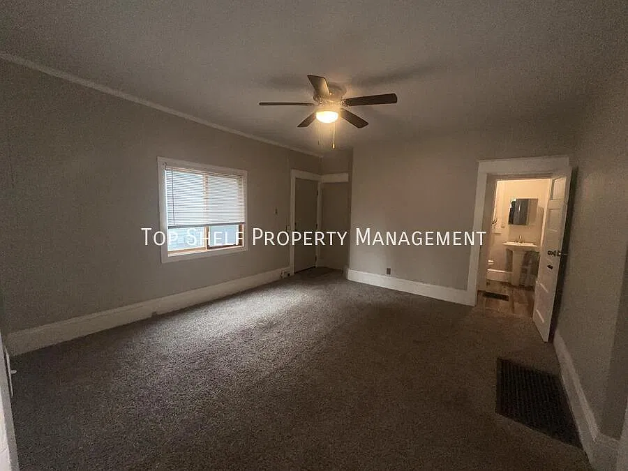 3 bed, 1400 sqft, $1,295 — Photo 4