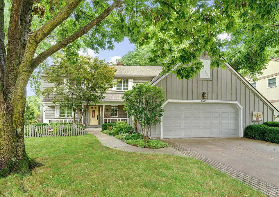 1st image of 6475 Meadowbrook Cir