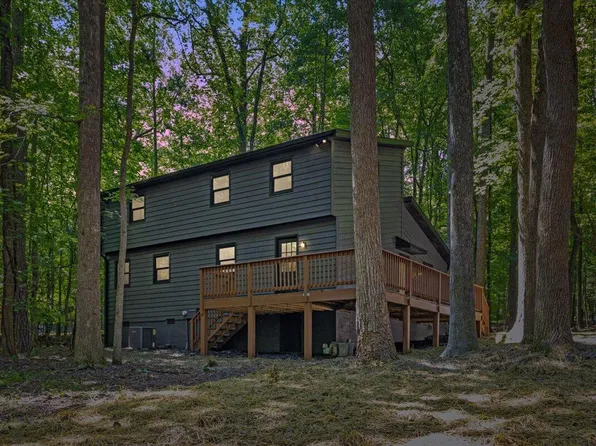 3218 Seven Springs Rd, Hillsborough, NC 27278