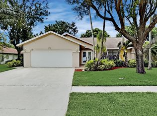 2743 Yarmouth Dr, Wellington, FL 33414