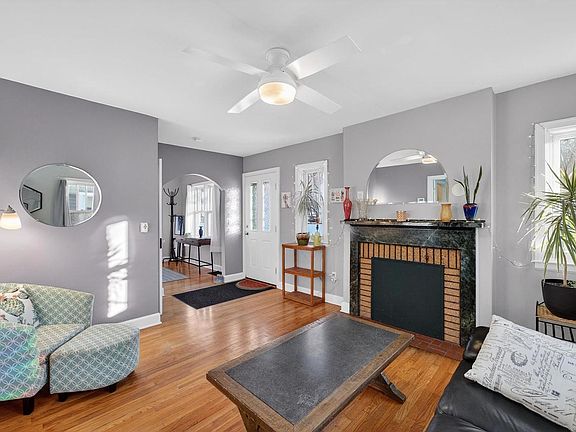 5th image of 2838 Stevens Street