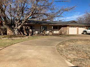1105 Jefferson St, Plainview, TX 79072