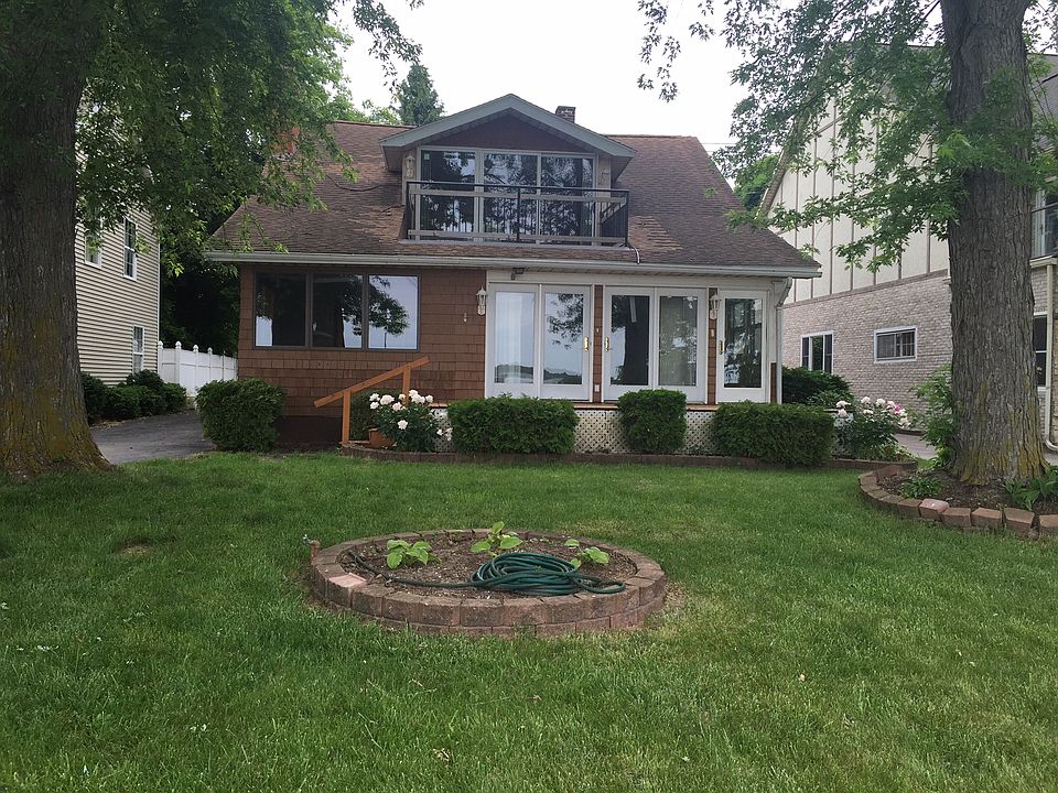 1st image of 11940 N Main St