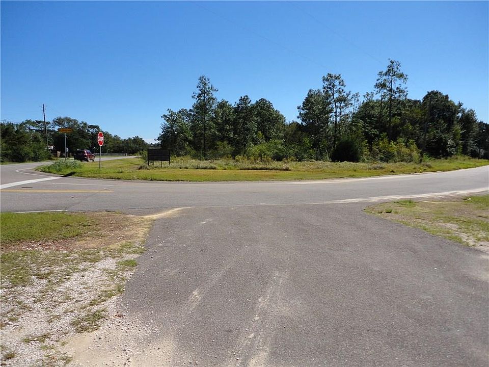 2nd image of 10435 Surprise Rd