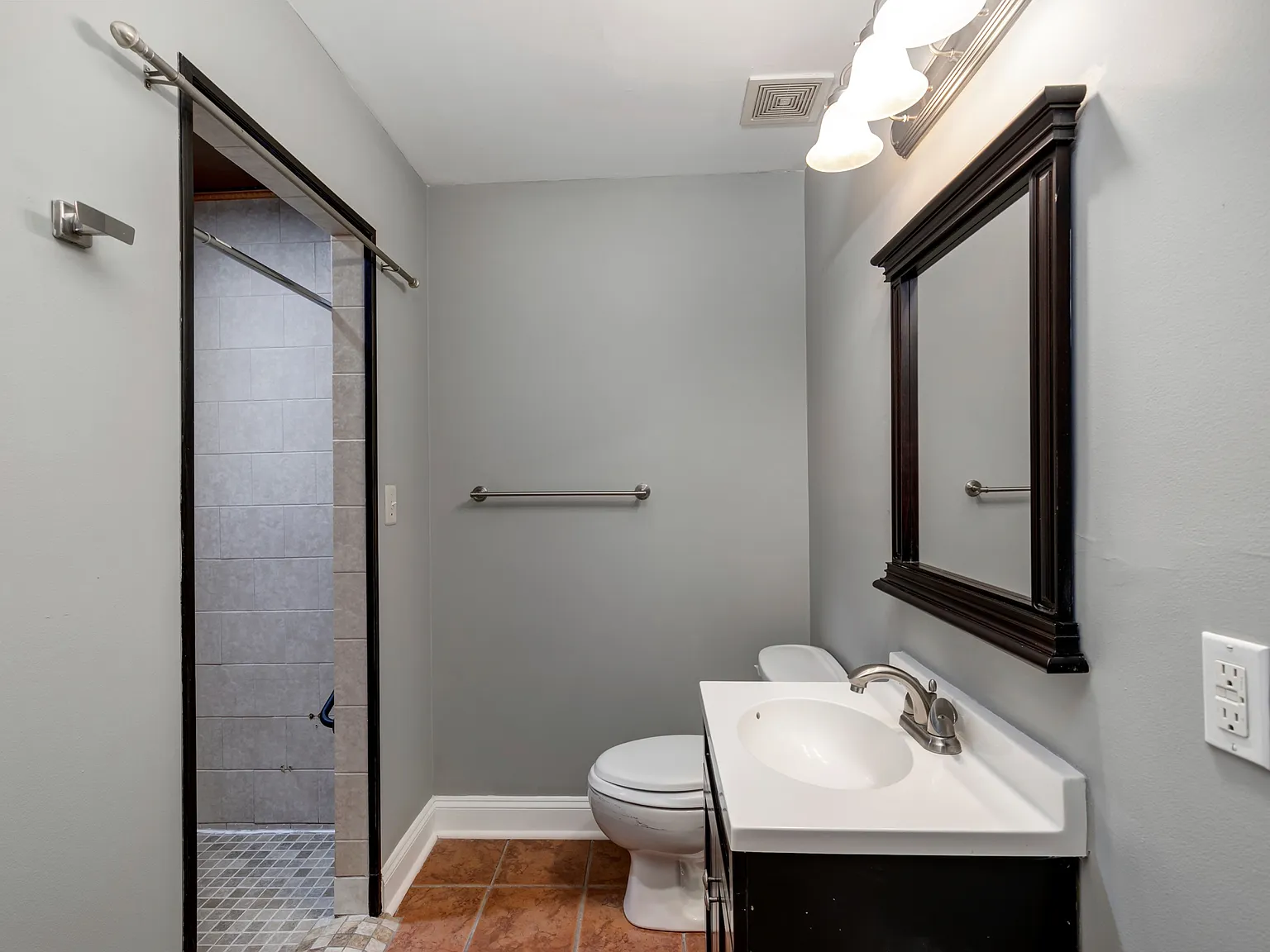 2 bed, 2.5 bath, 1482 sqft, $1,150 — Photo 4