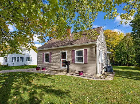1155 S Ridge Rd, Green Bay, WI 54304