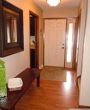 2nd image of 1404 Honeysuckle Ln
