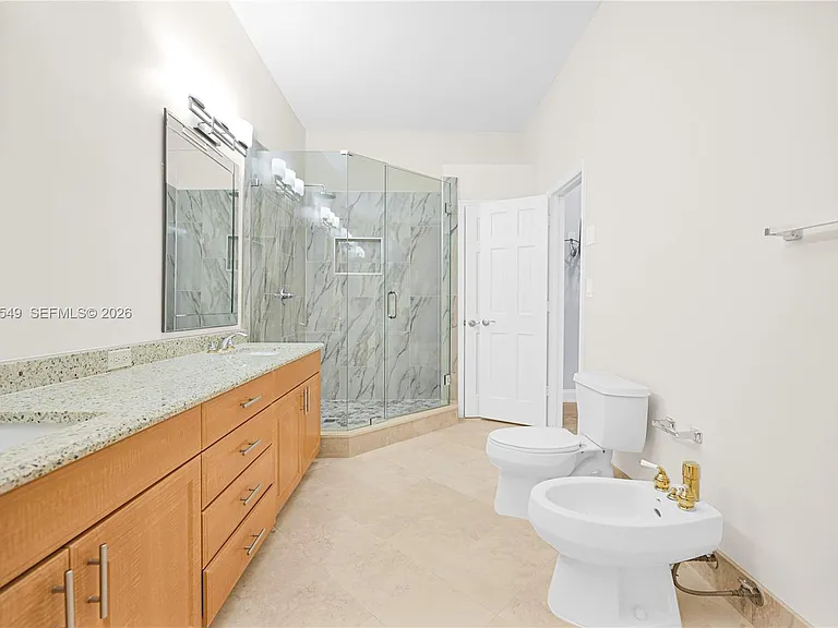 1067 SW 92nd Ave — Photo 21