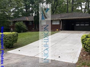 2301 Elmwood Cir SE, Smyrna, GA 30082