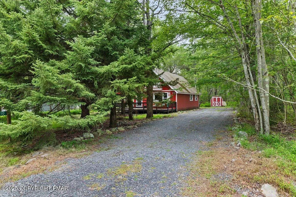 5210 Tatamy Dr photo 1