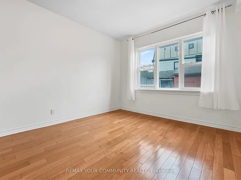 151 Dovercourt Rd #MAIN — Photo 14