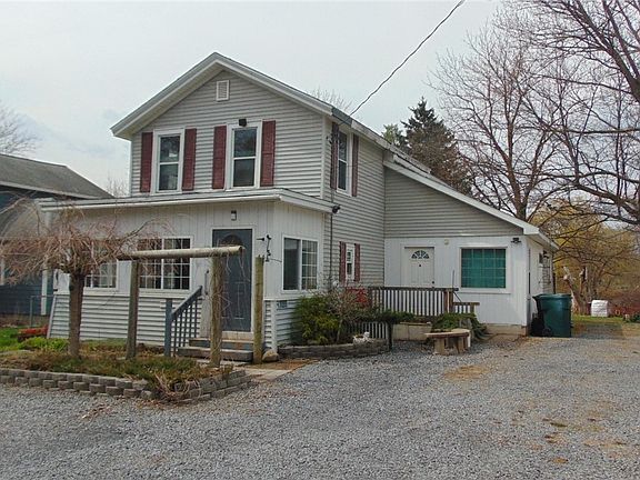 3rd image of 11 Reed St