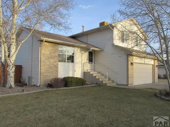 6 Trent Ct, Pueblo, CO 81005