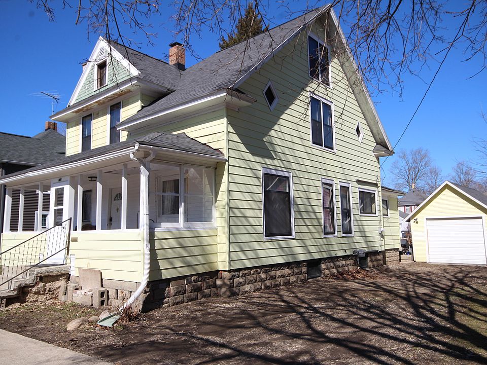 1st image of 114 W Park St