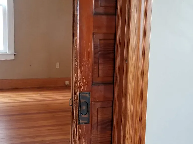 73 Ferndale Ave — Photo 8