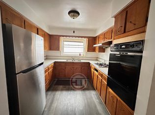 2914 Middletown Rd FLOOR 2, Bronx, NY 10461