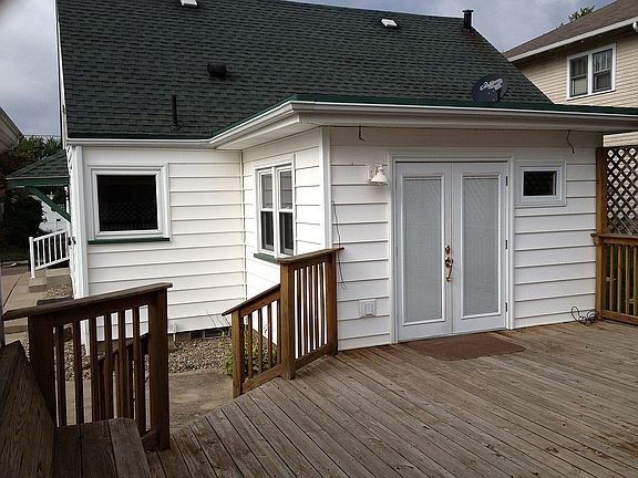 double doors off dining to deck