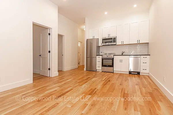 Rented by Copperwood Real Estate | media 15