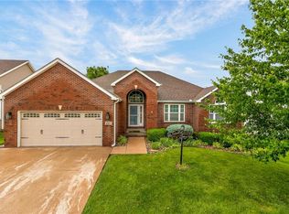 4503 Wilshire Dr S, Saint Joseph, MO 64506