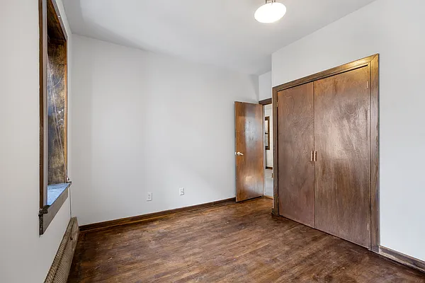 Rented by Safdie Realty Group | media 15